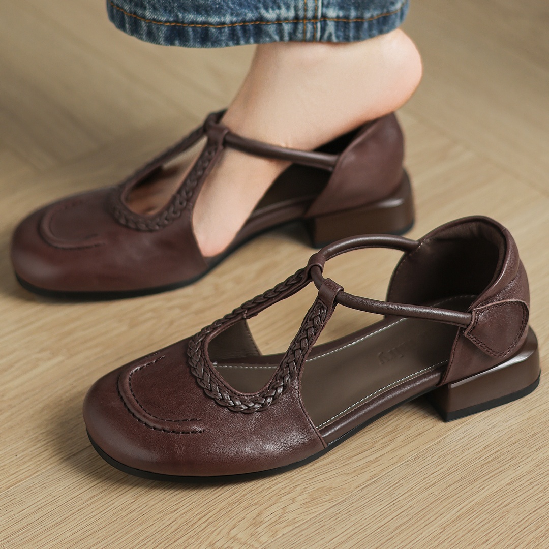 Women'S Shoes Quality - Women's cow leather narrow band t-strap